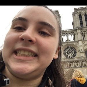 Meet your Posher, Lorraine